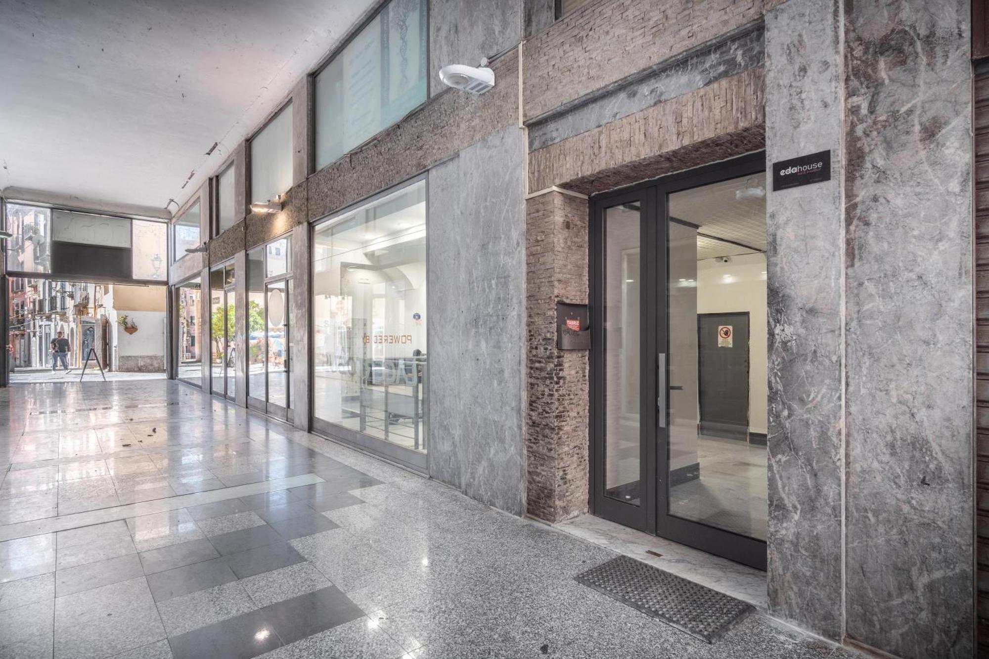 Casa Vacanza Angelina Via Mercanti Centro Storico 살레르노 외부 사진