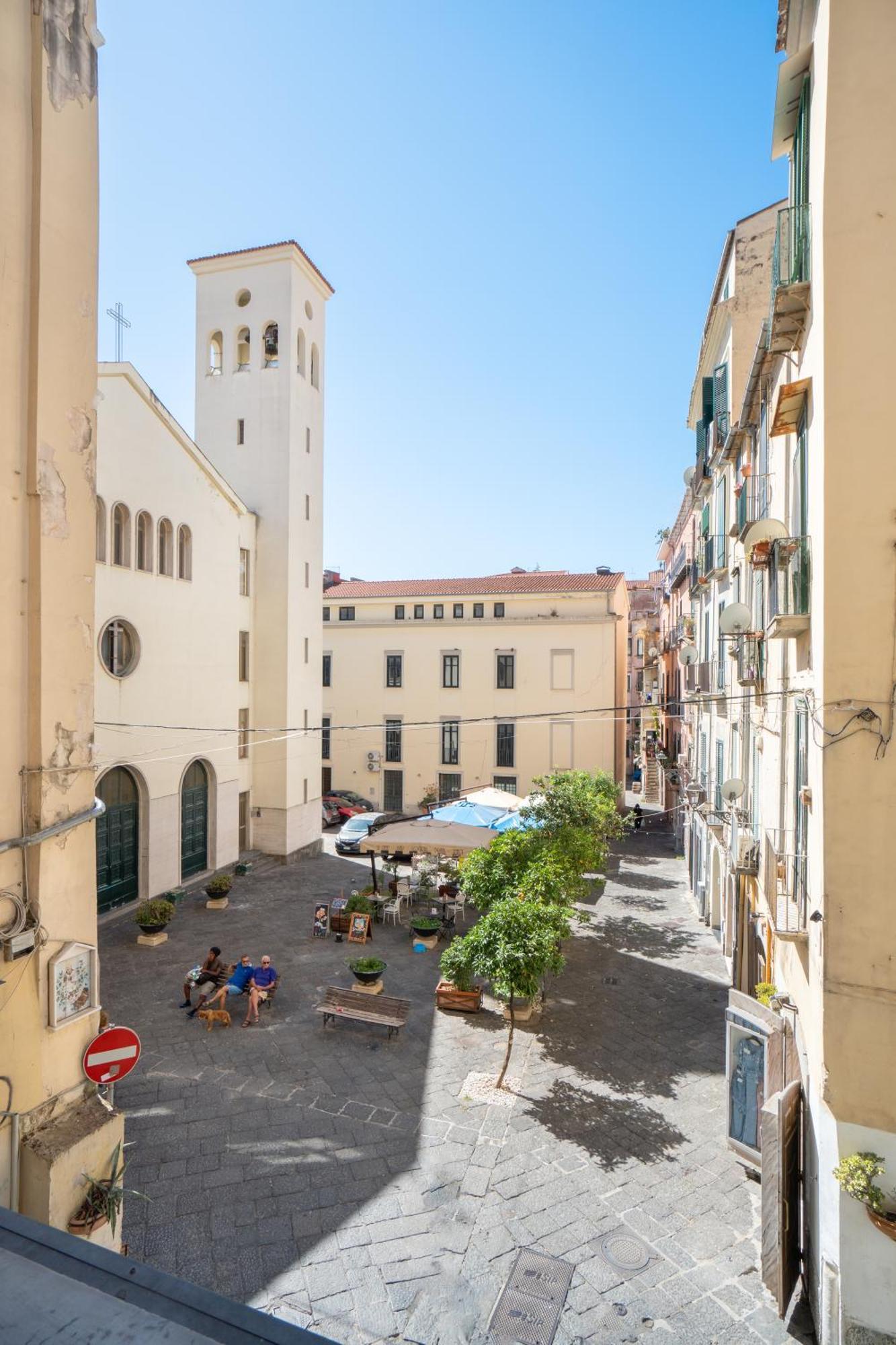 Casa Vacanza Angelina Via Mercanti Centro Storico 살레르노 외부 사진